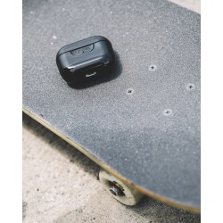 Калъф GEAR4 D3O Apollo Apple Airpod Pro Case, White