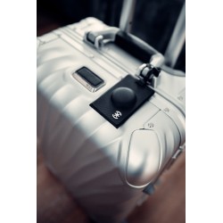 Каишка за багаж Speck Luggage Tag Pro for AirTags, Black/White