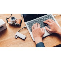 Адаптор Moshi USB-C Multimedia Adapter - Titanium Gray